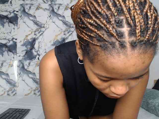 AshleyT255 webcam
