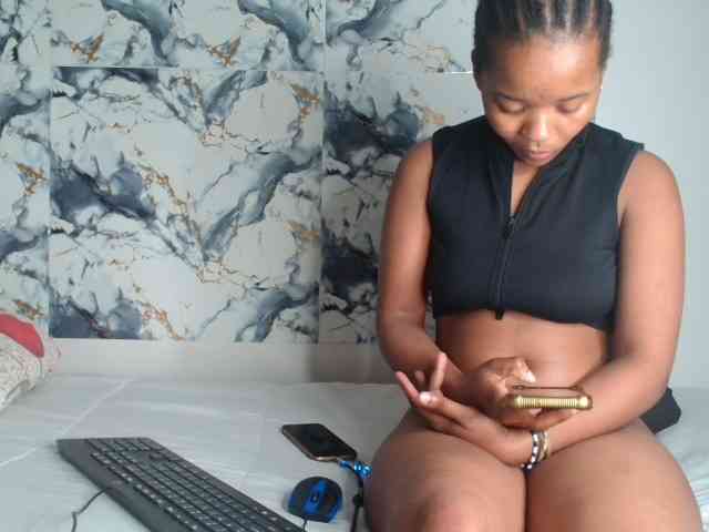 AshleyT255 webcam