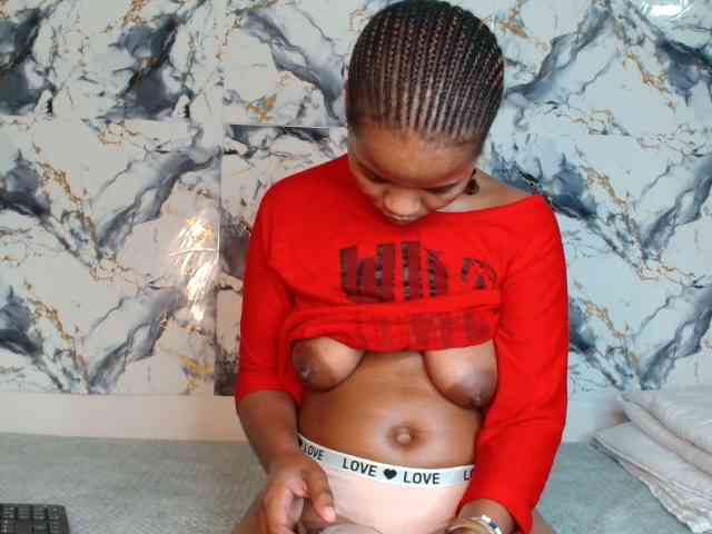 AshleyT255 webcam