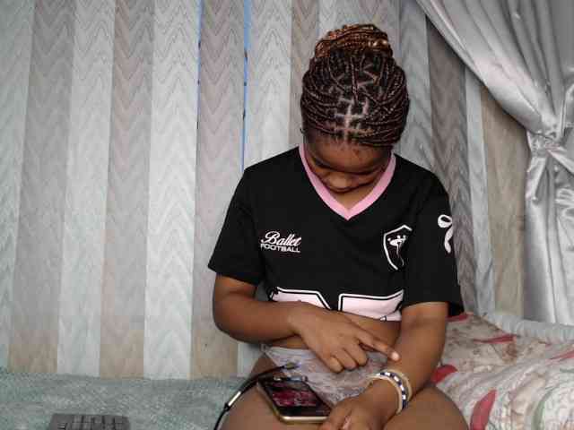AshleyT255 webcam