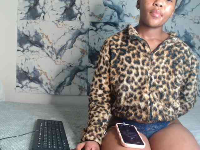 AshleyT255 webcam