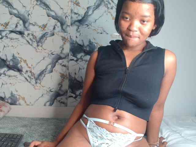 AshleyT255 webcam