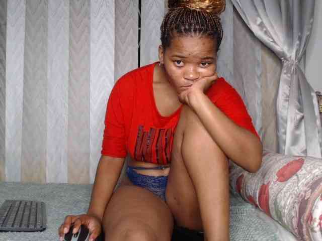 AshleyT255 webcam