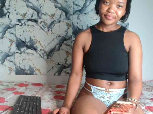 AshleyT255 webcam