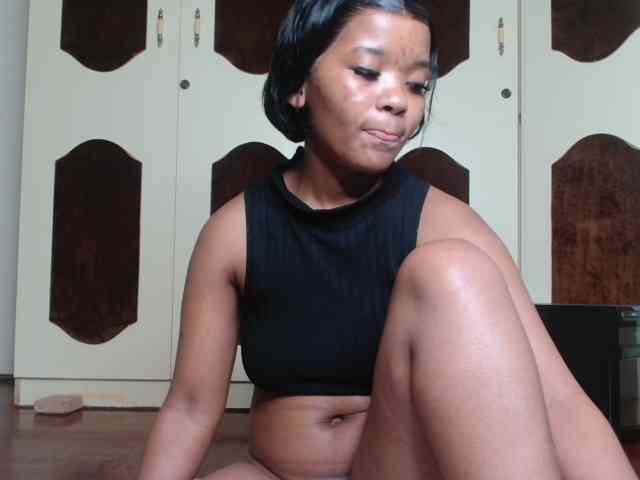 AshleyT255 webcam