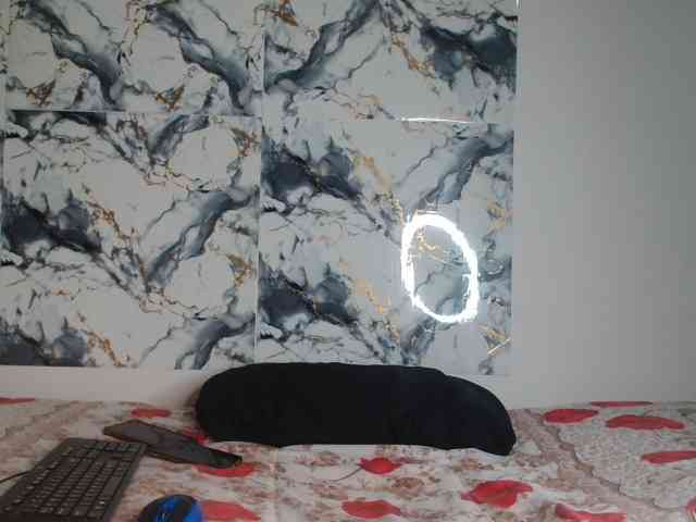AshleyT255 webcam