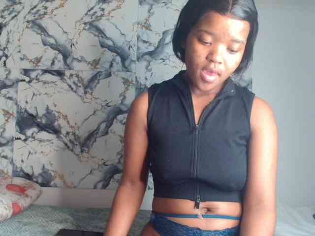 AshleyT255 webcam