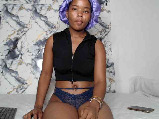 AshleyT255 webcam