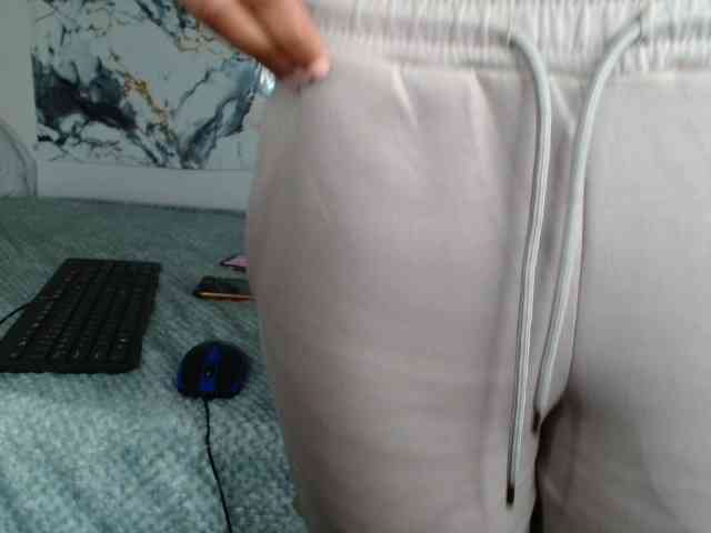 AshleyT255 webcam