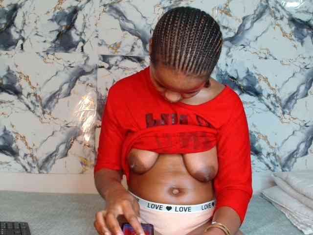 AshleyT255 webcam