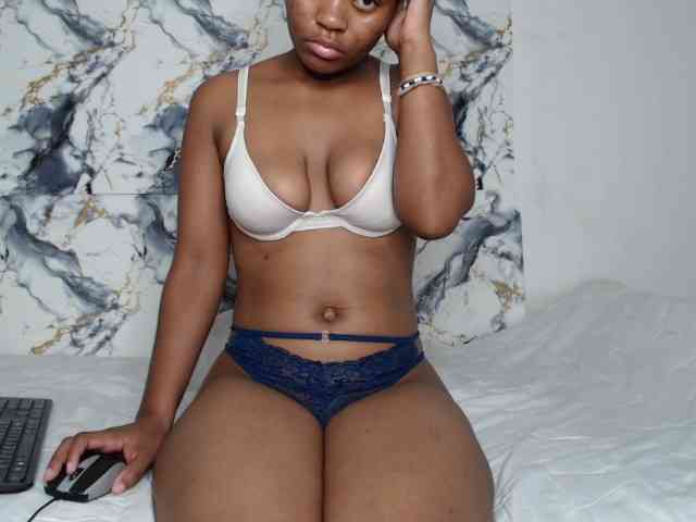 AshleyT255 webcam