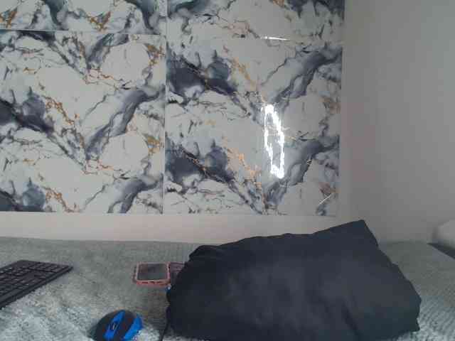 AshleyT255 webcam