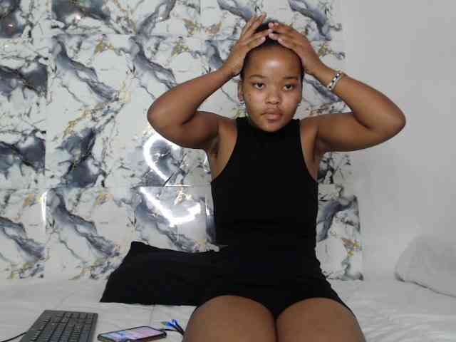 AshleyT255 webcam