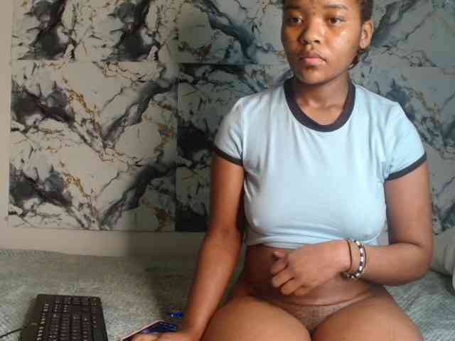 AshleyT255 webcam