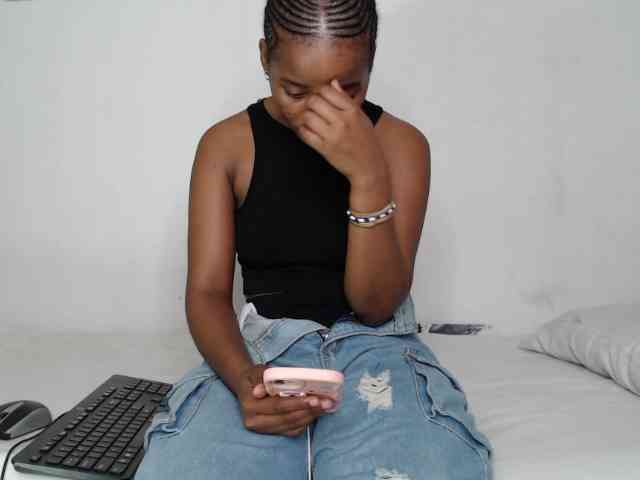 AshleyT255 webcam