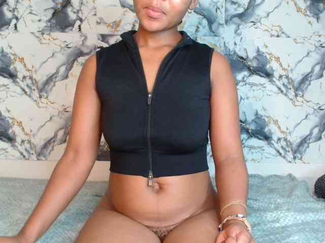 AshleyT255 webcam