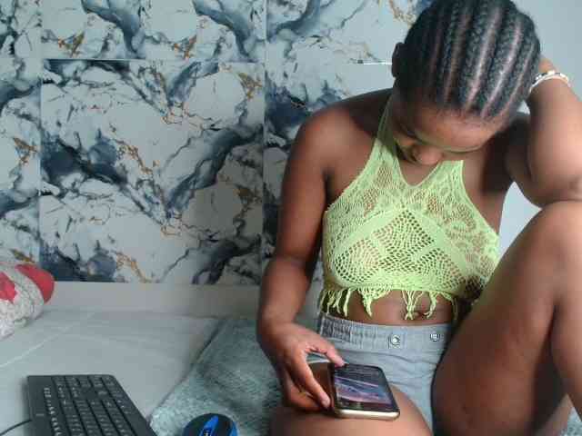 AshleyT255 webcam