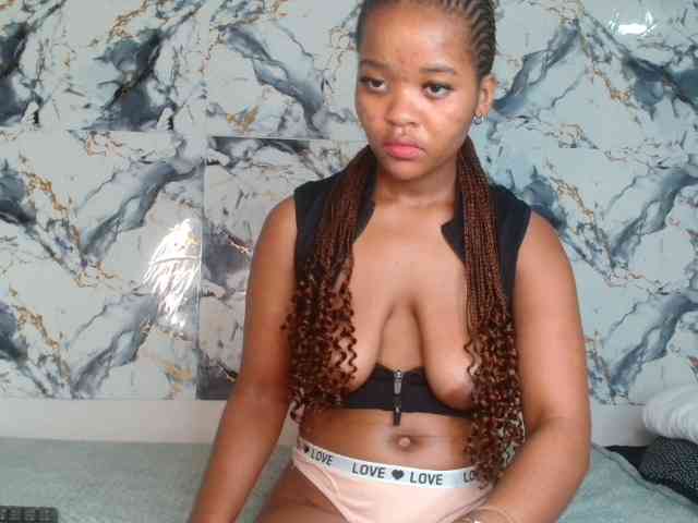AshleyT255 webcam