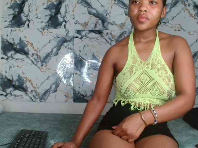 AshleyT255 Live Webcam on BongaCams
