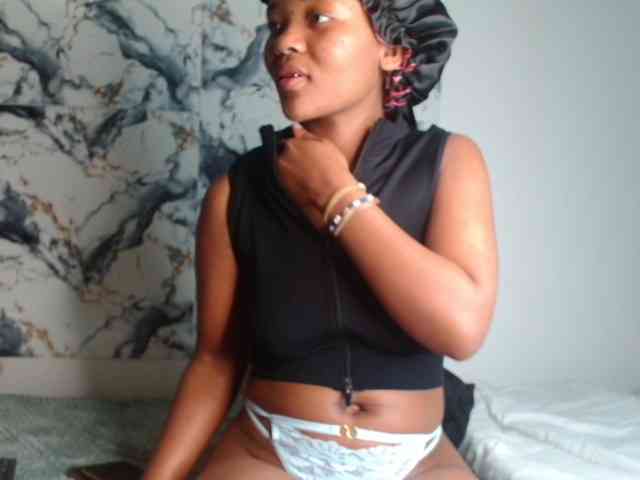 AshleyT255 webcam