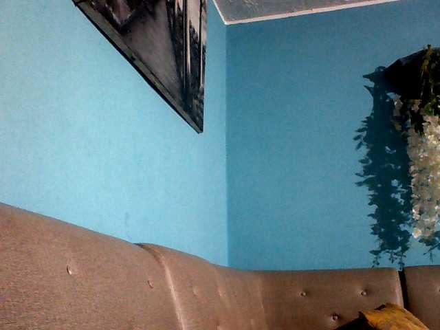 Vanylliah live cam on BongaCams