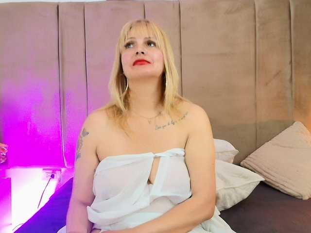 paultte live cam preview