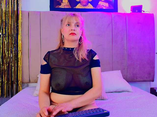 paultte live cam preview