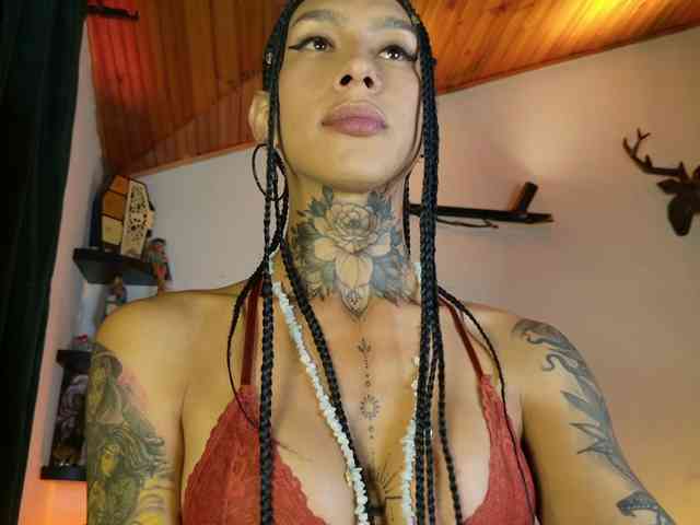 juana-777 Live Webcam on BongaCams