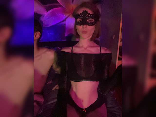 NaughtyDuo live cam on BongaCams