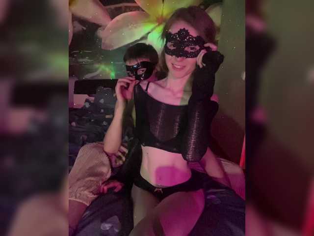 NaughtyDuo live cam on BongaCams