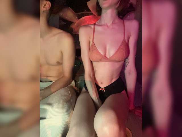 NaughtyDuo live cam on BongaCams