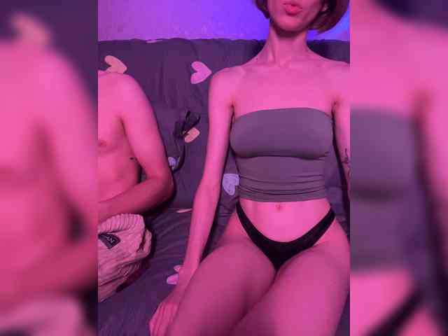 NaughtyDuo webcam