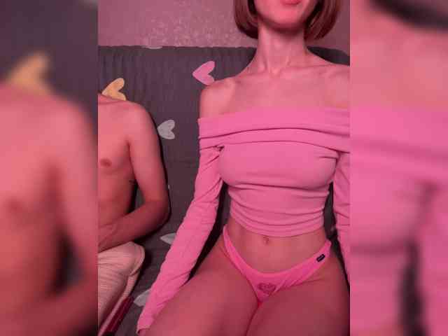 NaughtyDuo webcam