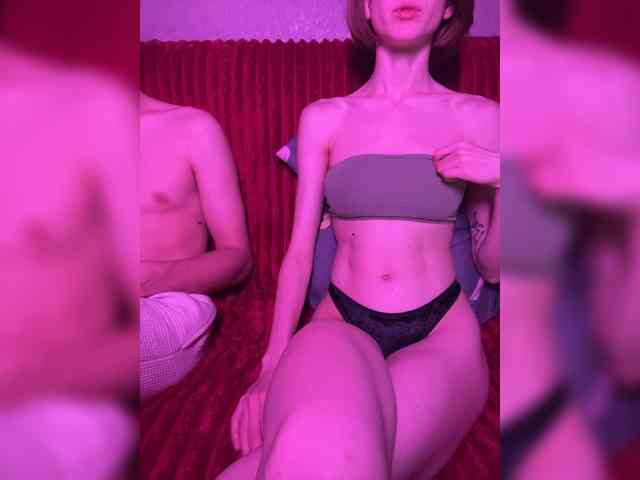 NaughtyDuo webcam