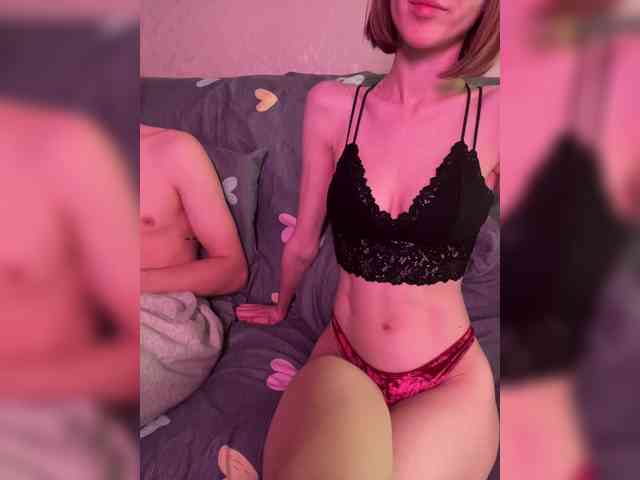 NaughtyDuo webcam