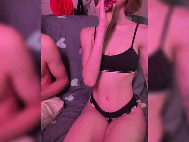 NaughtyDuo webcam