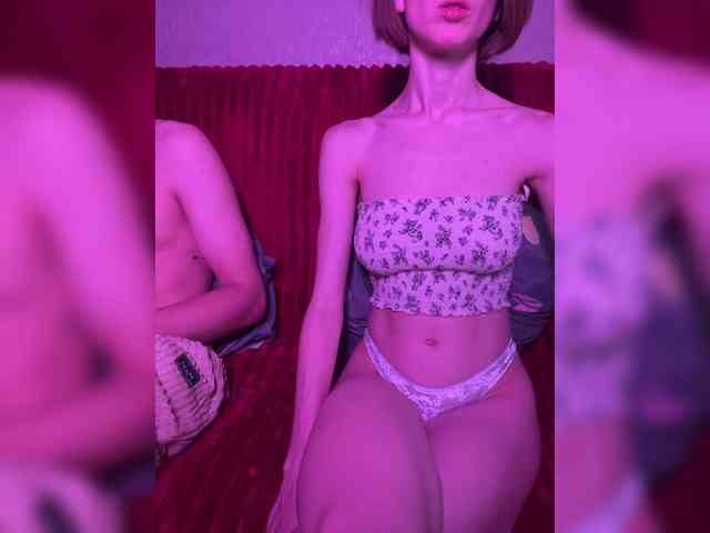 NaughtyDuo webcam