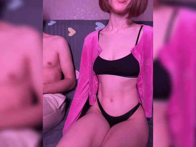 NaughtyDuo webcam