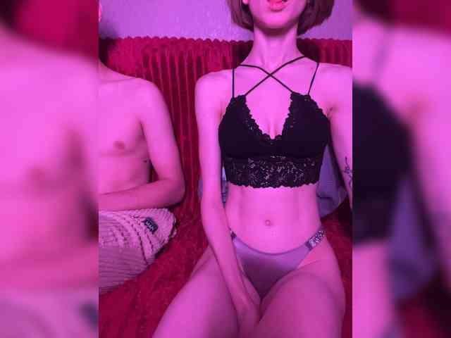 NaughtyDuo webcam