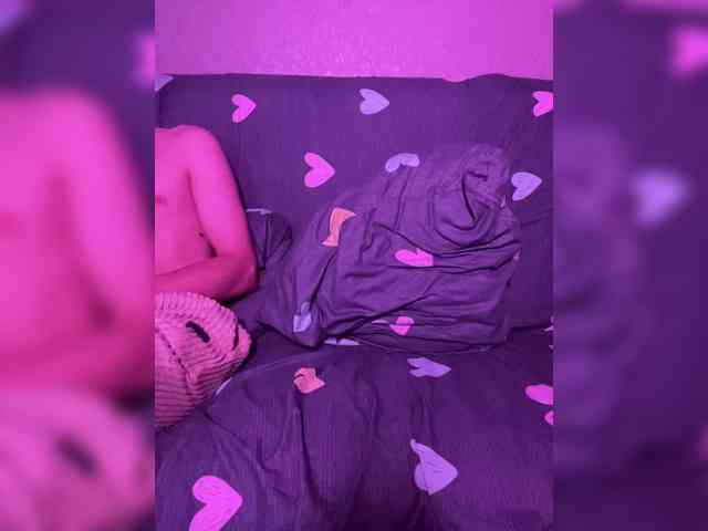 NaughtyDuo webcam
