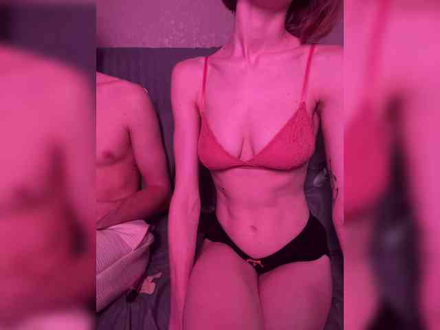 NaughtyDuo webcam