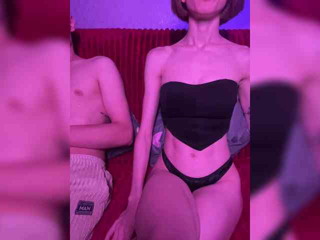 NaughtyDuo webcam
