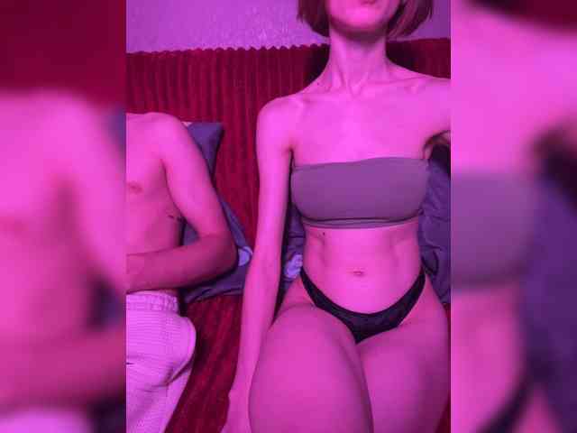 NaughtyDuo webcam