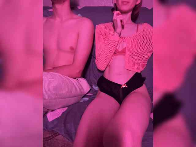 NaughtyDuo webcam