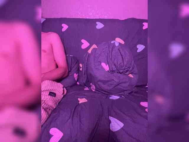 NaughtyDuo webcam