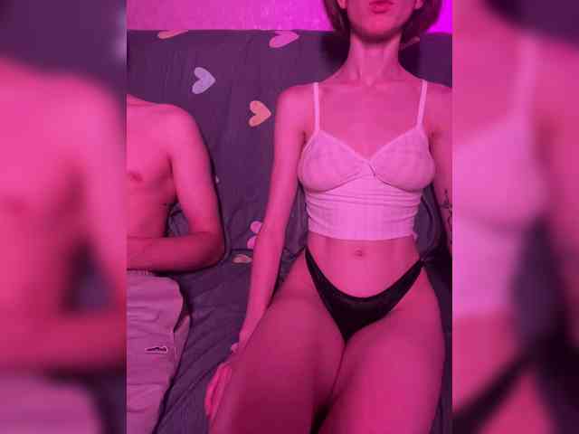 NaughtyDuo webcam