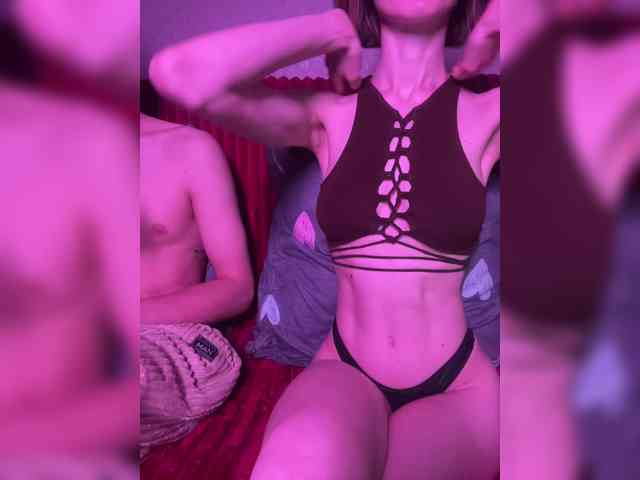 NaughtyDuo webcam