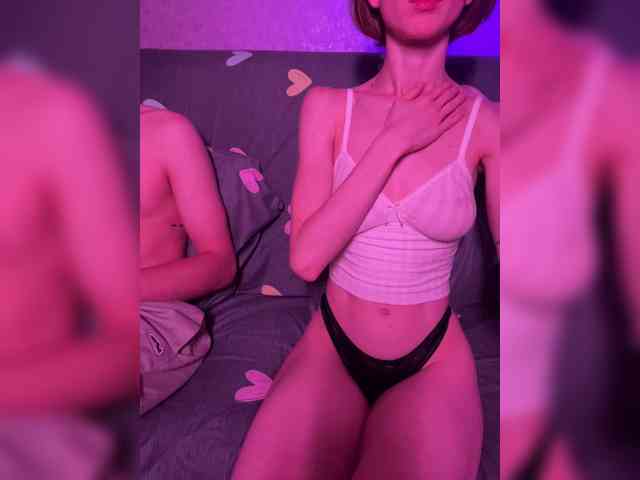 NaughtyDuo webcam