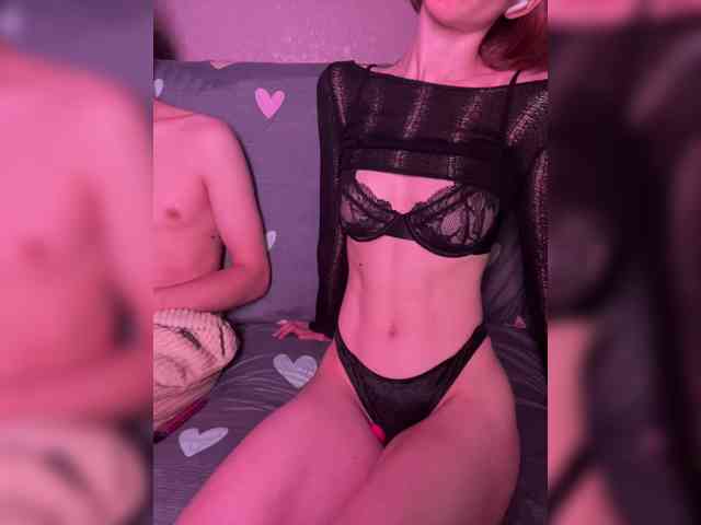 NaughtyDuo webcam