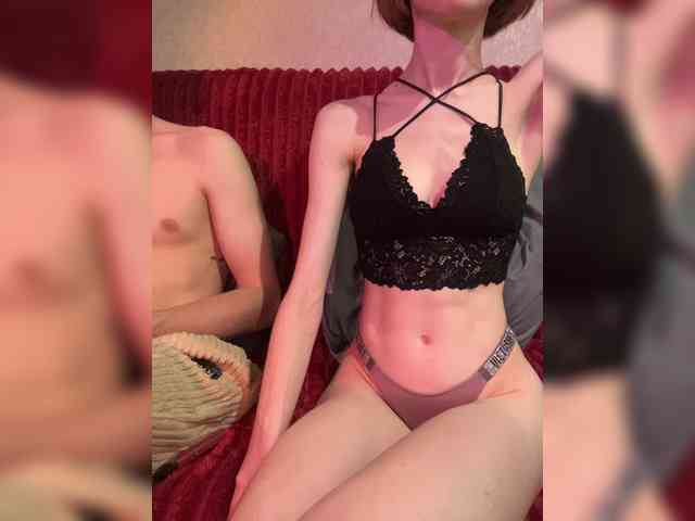 NaughtyDuo webcam
